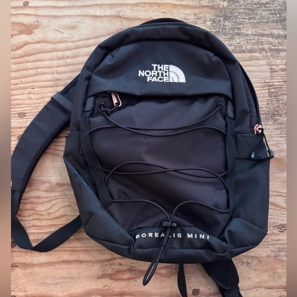 The North Face Black Borealis Mini Backpack in black/gold/copper excellent - Picture 1 of 11
